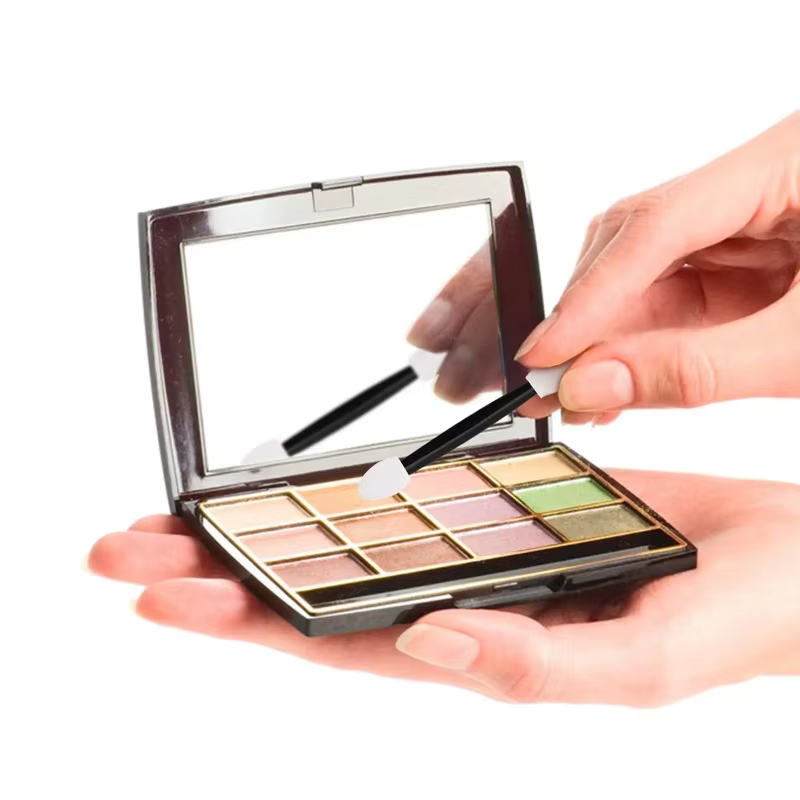 Cuttte 50/100 pièces applicateurs jetables d'éponge d'ombre à paupières double face avec récipient, 