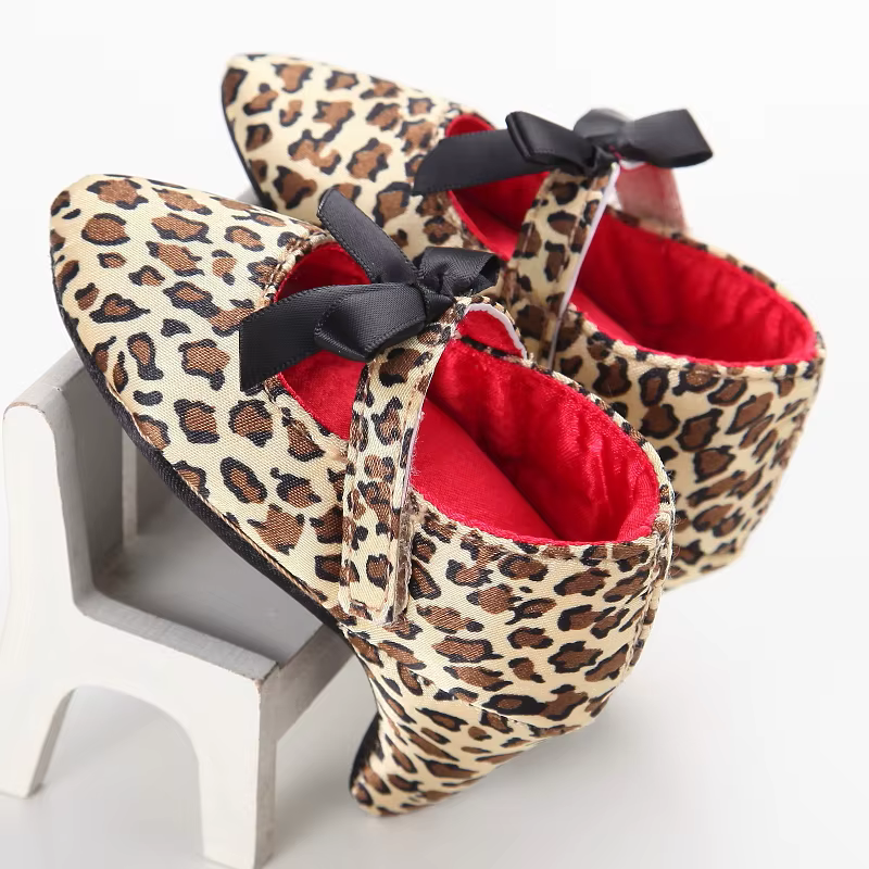 Chaussures classiques pour nouveau-né, en tissu antidérapant, à talons hauts pour filles, chaussures