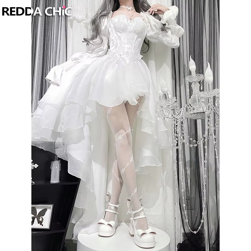REDDACHiC Robe de soirée princesse pour femmes, broderie florale blanche, manches bouffantes, dos nu