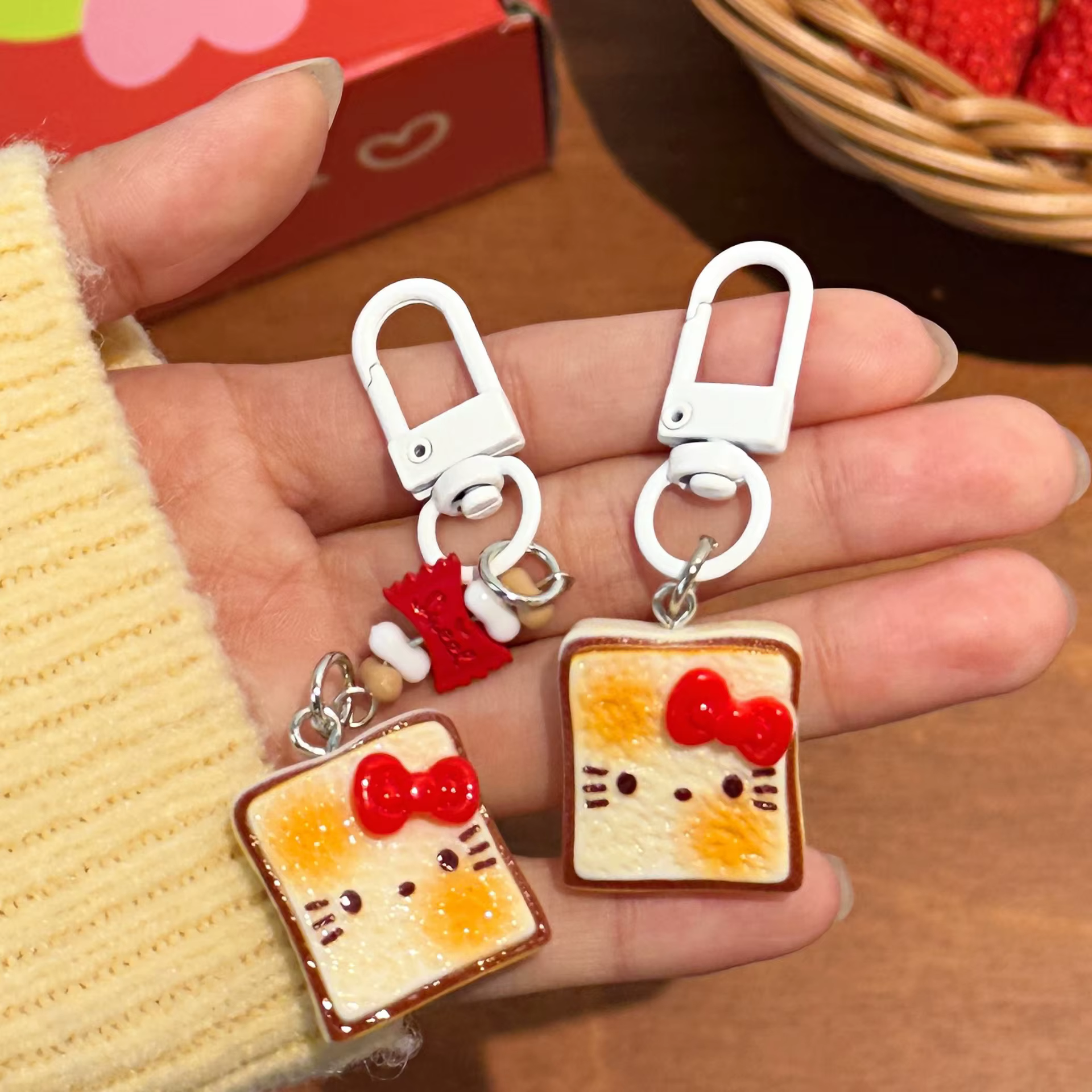 Sanrio – porte-clés Hello Kitty en forme de Toast, mignon et créatif, pendentif de chat, décoration