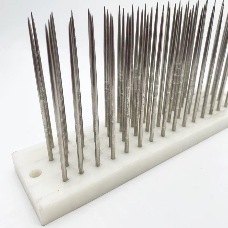 Mèches de Cheveux en Acier Inoxydable Blanc, 22x5.5x8.5cm, pour Peigner les Extensions de Cheveux Hu