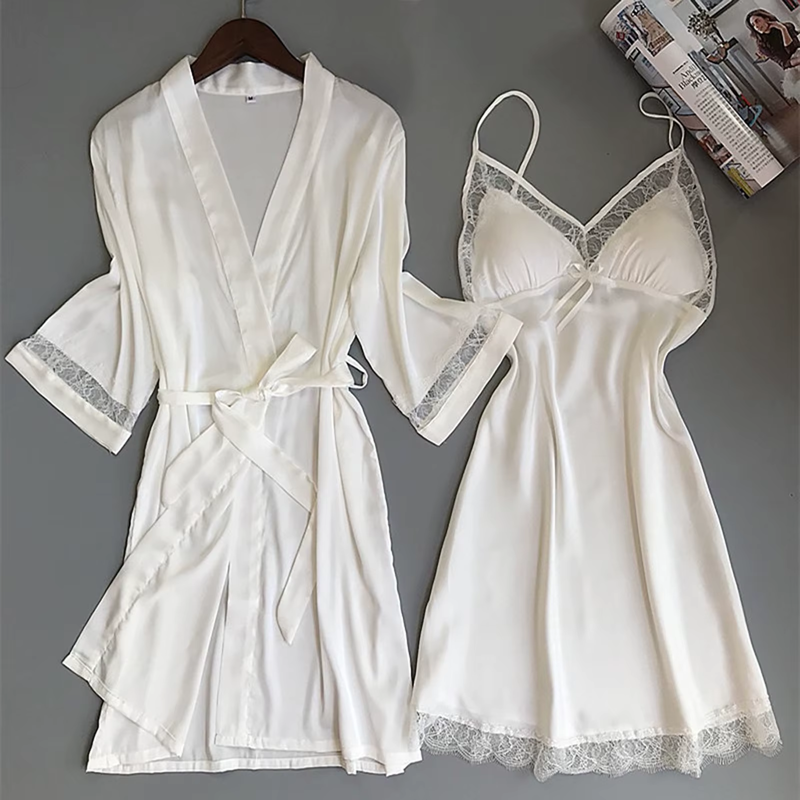 Pyjama en Satin de soie pour femmes, 2 pièces, Sexy, soyeux, ensemble de Robe, garniture en dentelle