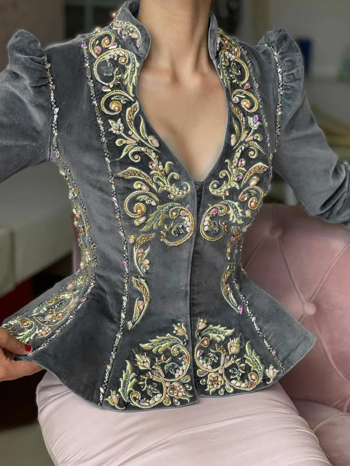 Haut en velours à manches longues pour femmes, broderie vintage, col en V, sexy, décontracté, mince,