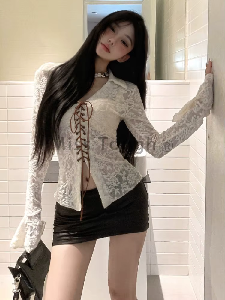 Chemise à col en V à manches évasées en dentelle pour femmes, chemise de base solide, haut une pièce