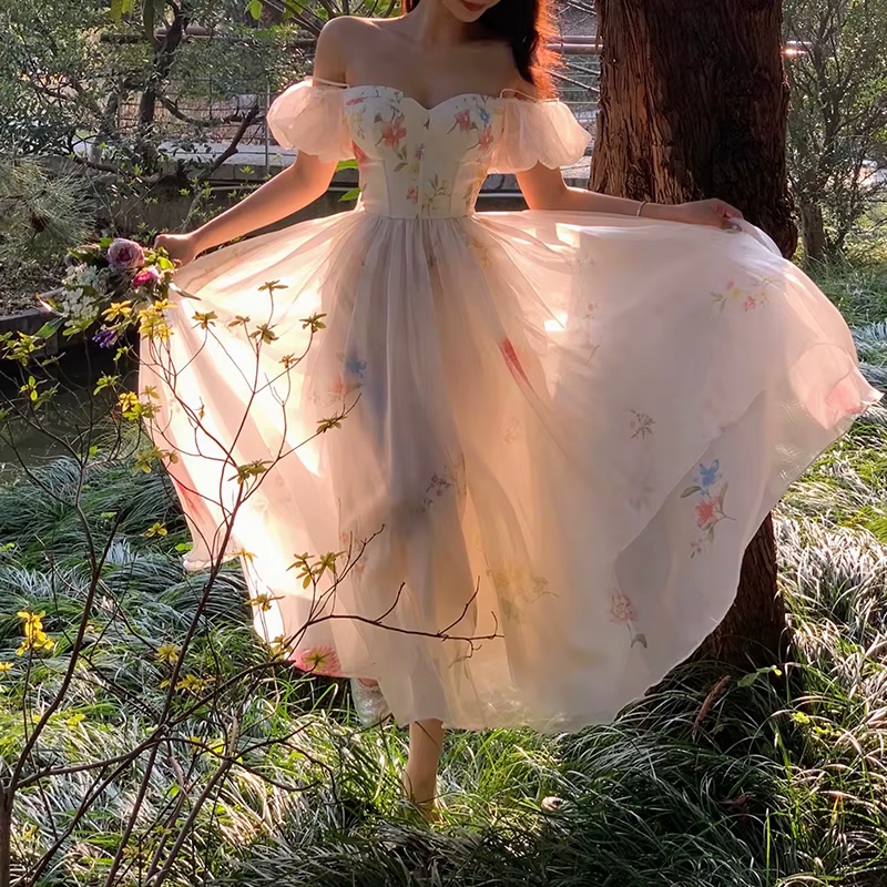 Une épaule bulle manches jarretelle robe florale été 2025 Style français jupe longue enfants robes d