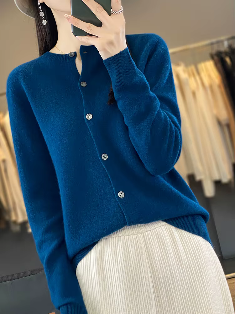 100% laine mérinos pull femmes col rond Cardigan Style basique boutonné tricots femme décontracté au
