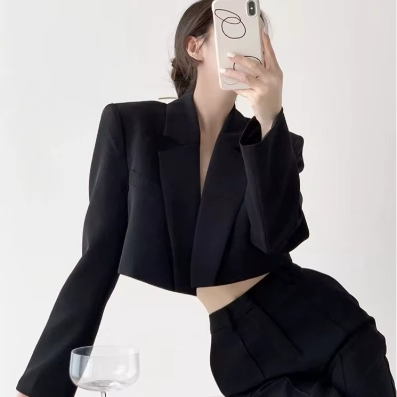 Mode femmes Blazer court blanc vestes de base haut élégant solide à manches longues ouvert avant man