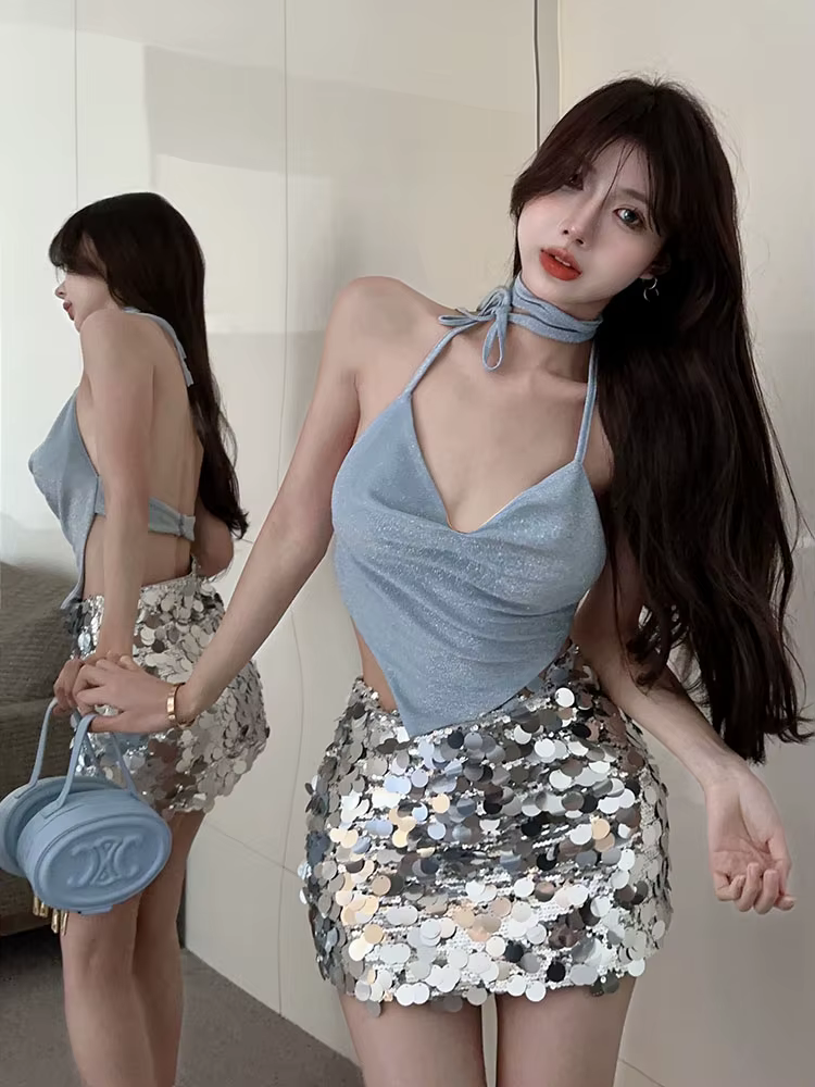 Gilet à bretelles pour l'été 2025, gilet en soie brillante bleu plissé, dos nu, vêtements sexy de co
