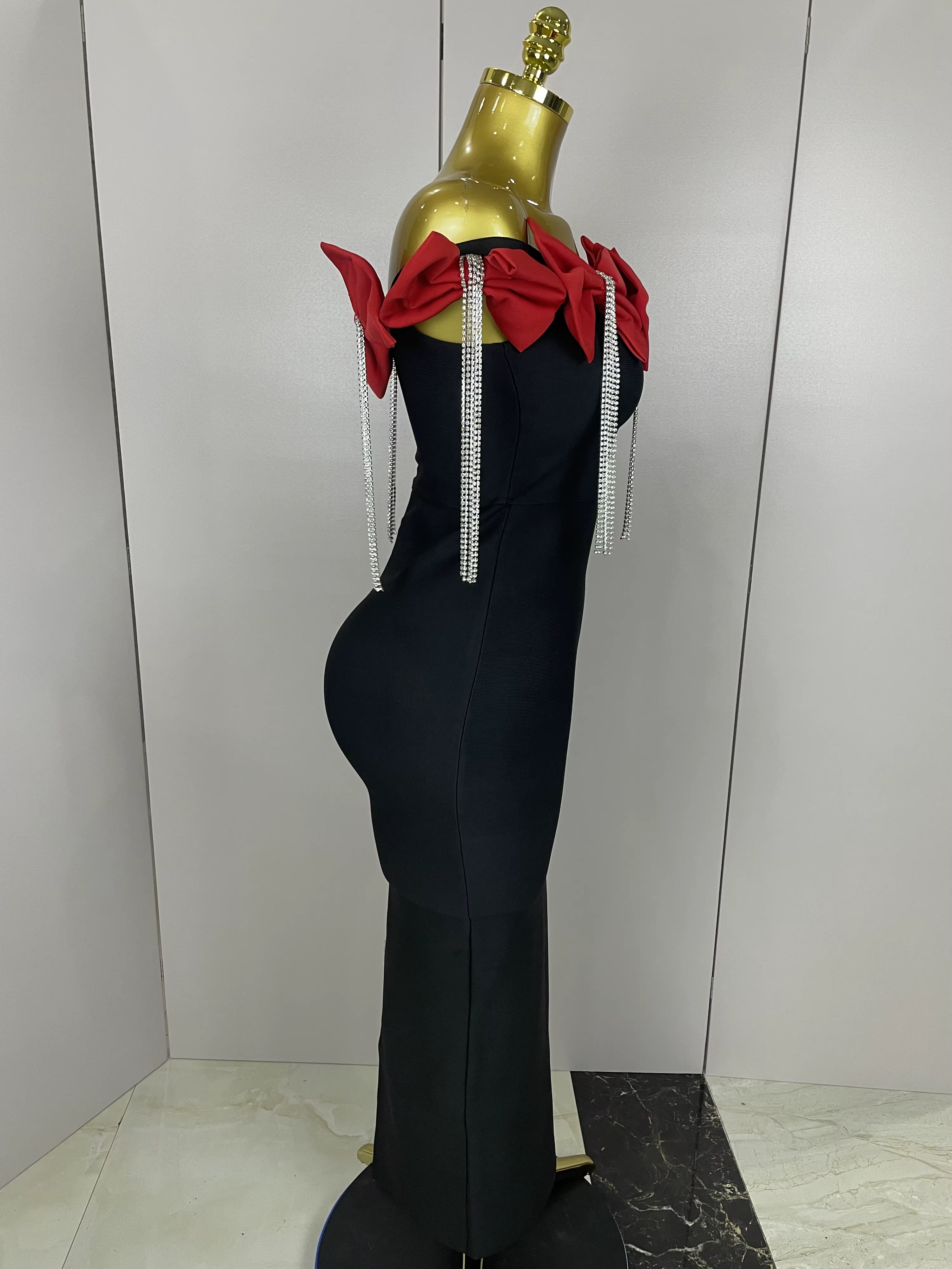 2025 femmes célébrité sexy épaule dénudée fleur diamants noir noeud papillon maxi longue XL robe de 