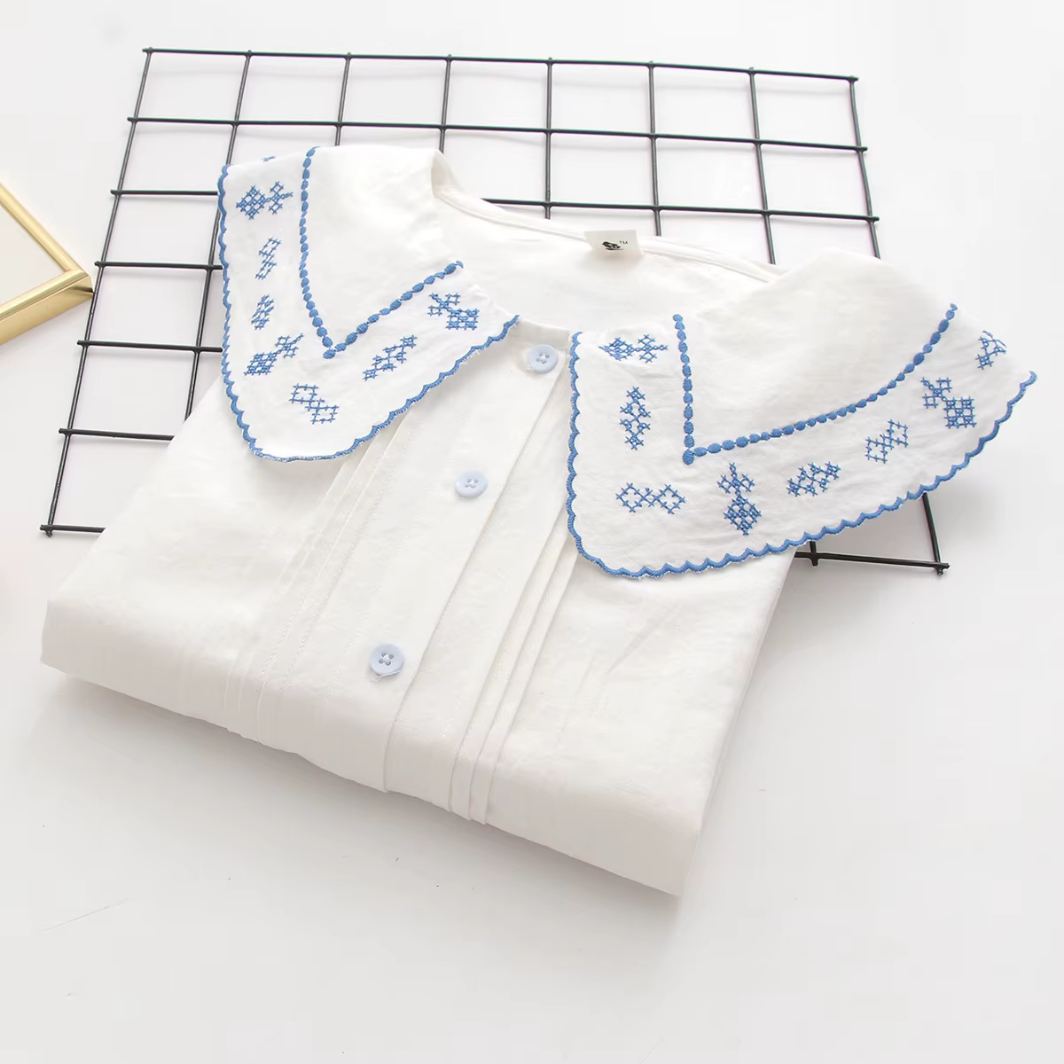 Chemises brodées de fleurs en coton pour femmes, hauts à col à revers, manches longues, chemisiers a