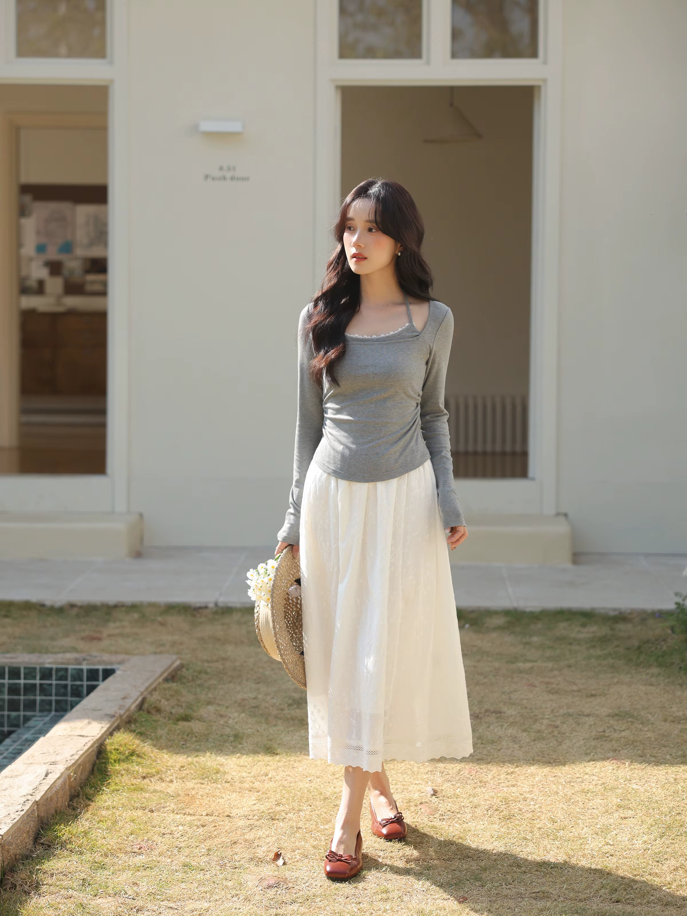 Jupe mi-longue trapèze blanche de Style français pour femmes, taille haute, fluide, Slim, élégante, 