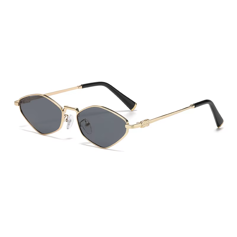 Lunettes de soleil en métal en forme de losange tendance pour femmes, polyvalentes pour la photograp