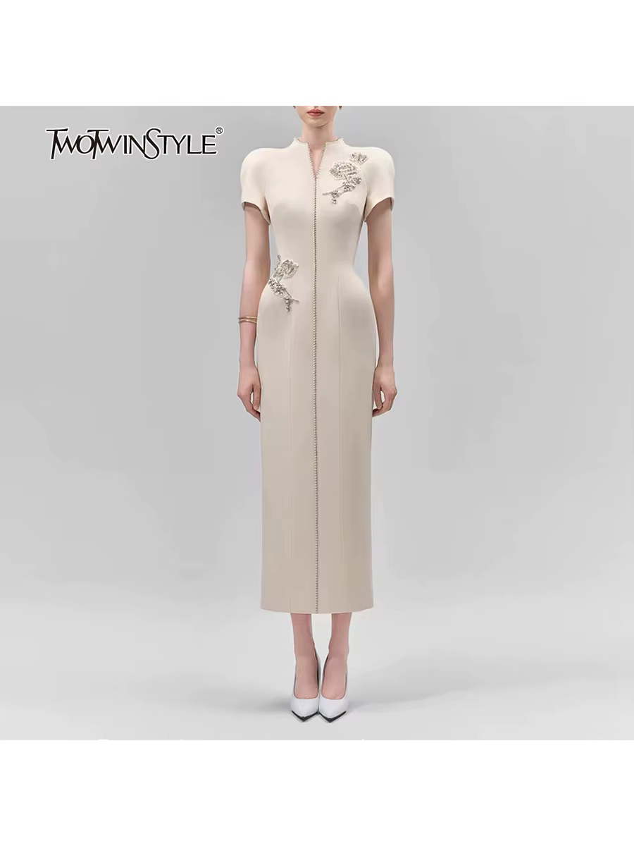 Robe amincissante TWOTWINSTYLE pour femme, col montant, manches courtes, patchwork brodé, ornée de d
