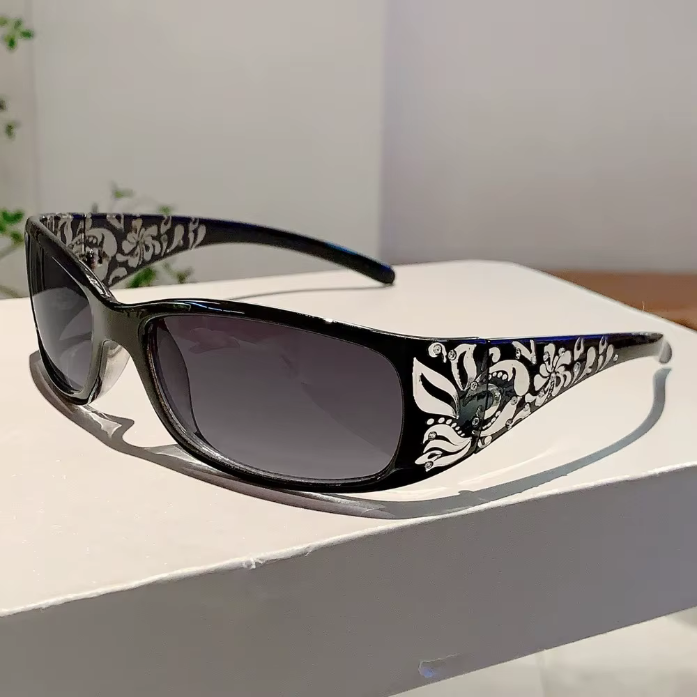 Lunettes de soleil carrées à petite monture pour femmes, nouveau modèle Y2K, Style rétro, élégantes,