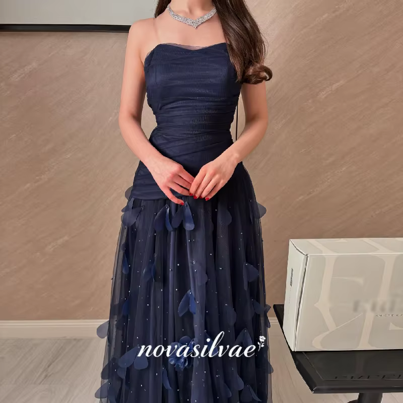 Robe de soirée formelle bleu marine, coupe cœur, en tulle scintillant à motifs floraux 3D, longueur