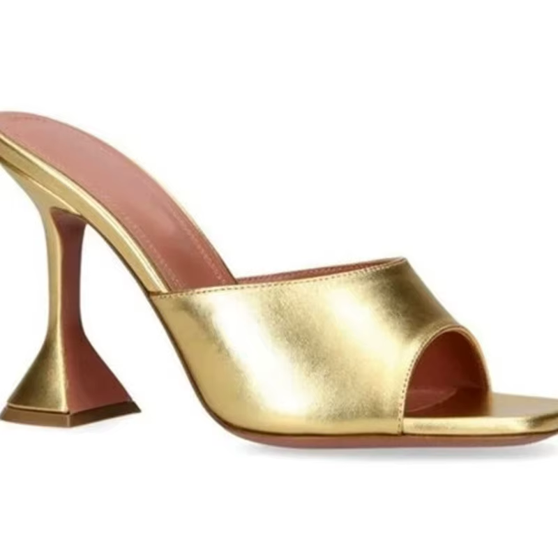 Coloré bout carré bout ouvert en forme de talon haut pantoufles femme été 2025 or sans lacet verre à