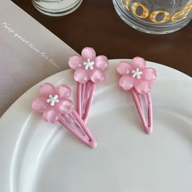Pince à cheveux en fleurs de cerisier, douce et mignonne, couvre-chef pour filles mignonnes, BB Clip
