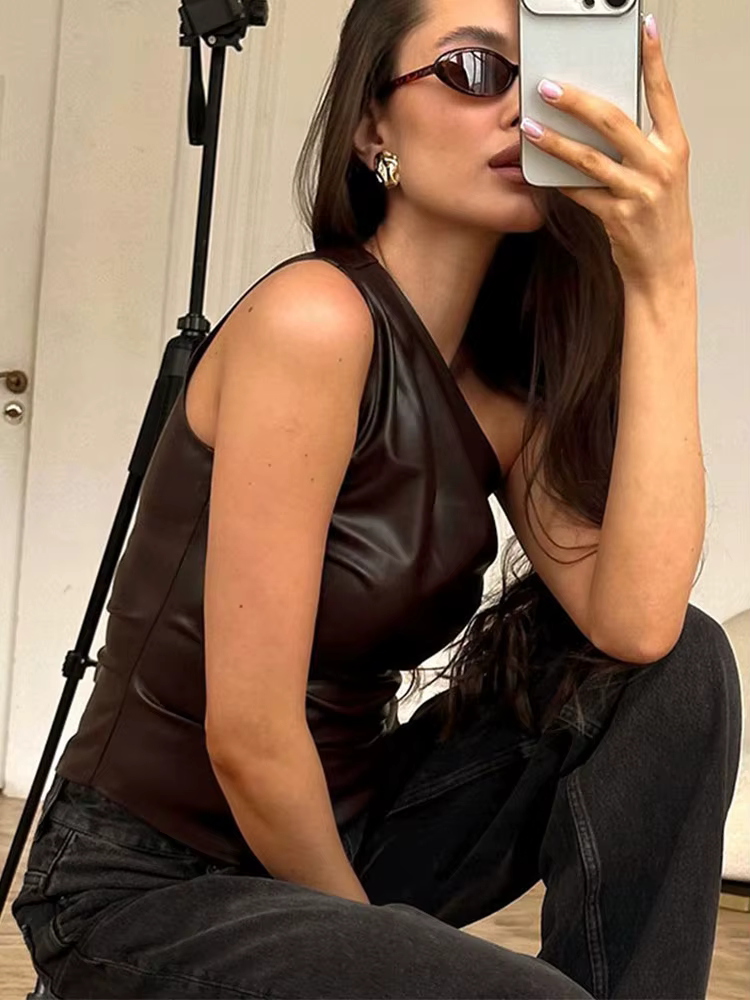T-shirt en cuir de couleur unie, sans manches, irrégulier, épaule unique, col incliné, sexy, slim, f