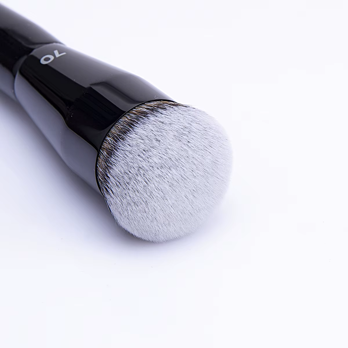 70 Pro grand fond de teint brosse crème fond de teint pinceau de maquillage potelé professionnel che