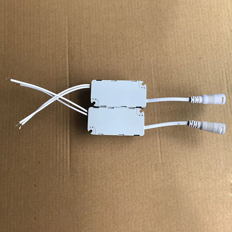 Pilote LED AC 85V-265V à DC 24V 8-24W, panneau de plafonnier, adaptateur d'alimentation, transformat