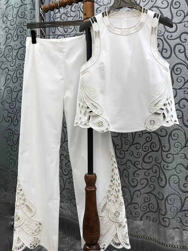 Printemps/été 2025 nouveau haut sans manches à col rond creux brodé + pantalon droit décontracté mod
