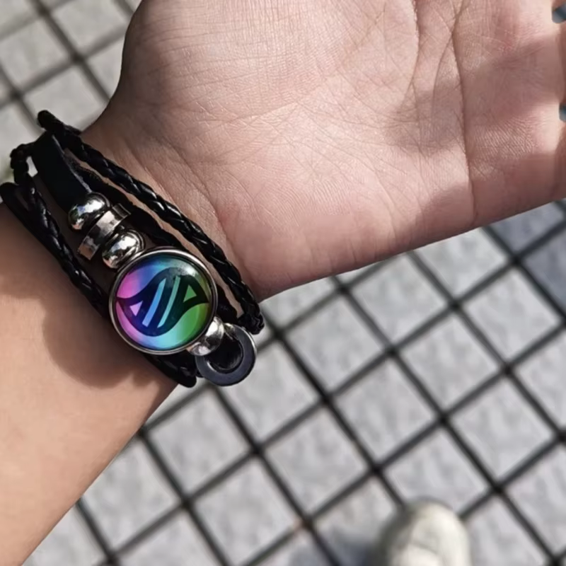 Pokémon Mega Stone porte-clés Anime périphérique créativité exquise mode cuir noir corde boucle port