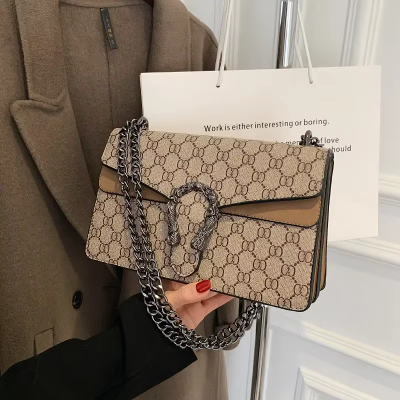 Sac à langer rétro Premium Bacchus pour femme, design chaîne européen et américain tendance, sac mes