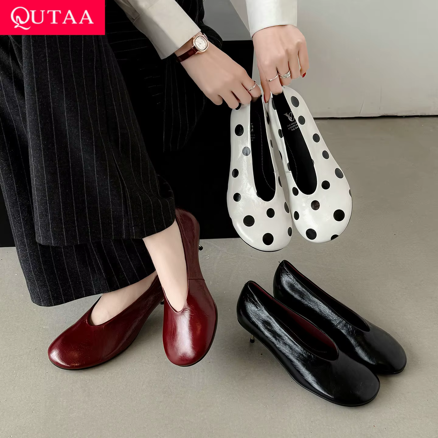 QUTAA 2026 – Escarpins tendance pour femme en cuir verni véritable à pois, talons hauts, à enfiler,