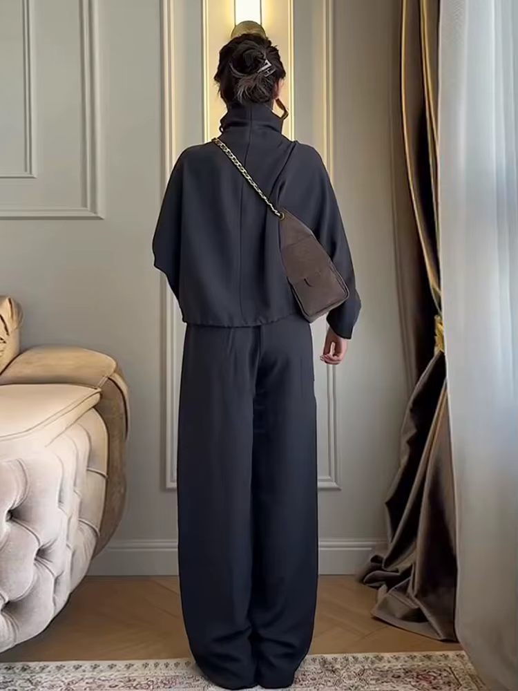 Ensemble deux pièces pour femme : Haut à col montant zippé à manches longues avec nœud et boutons, p
