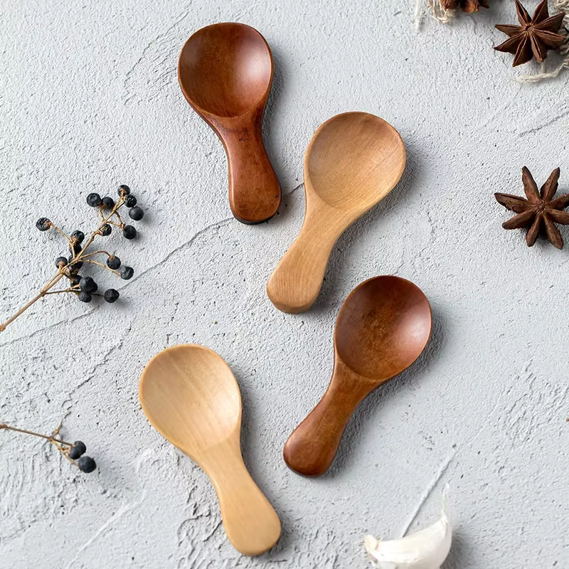 Mini cuillères en bois pour enfants, 4 pièces, petite cuillère à condiments pour épices, sucre, thé,