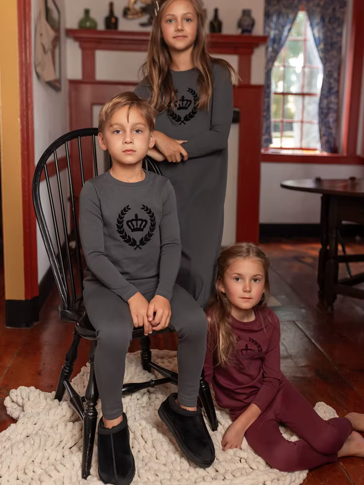 AP 2025 AW Royal velours couronne coton pj enfants mode famille correspondant vêtements enfants garç