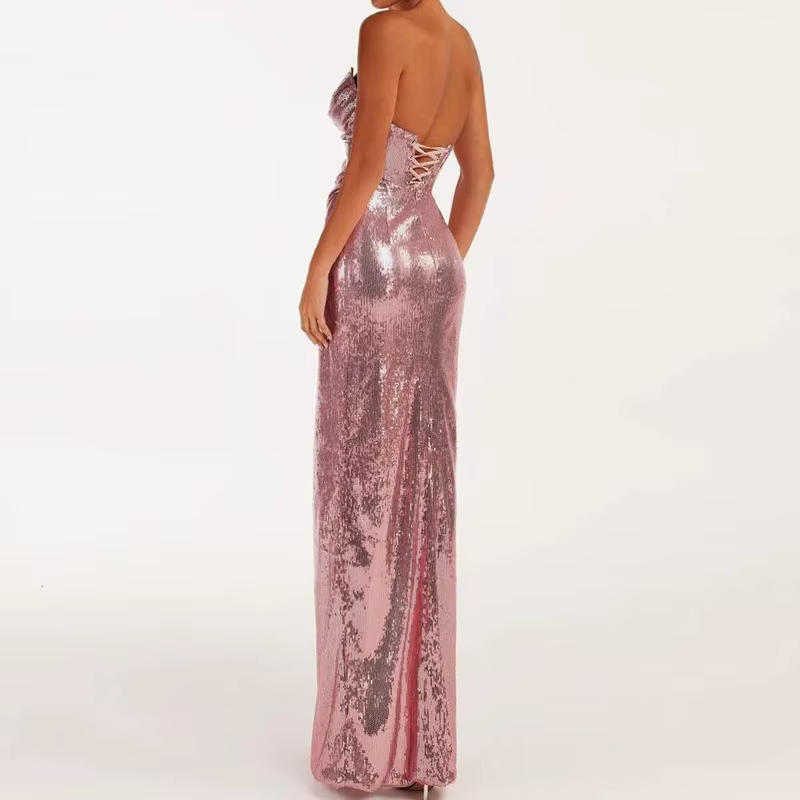 Robe de soirée sans bretelles à paillettes de couleur rose avec une fente sur les cuisses, robe long